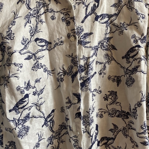 Joie women White and Blue Bird Print Shirt linen size S - Picture 3 of 4